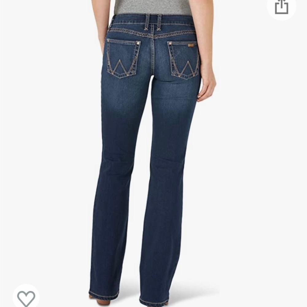 Wrangler Women's Retro Mae Mid Rise Stretch Boot Cut Jean sz 0 with a 34 inseam